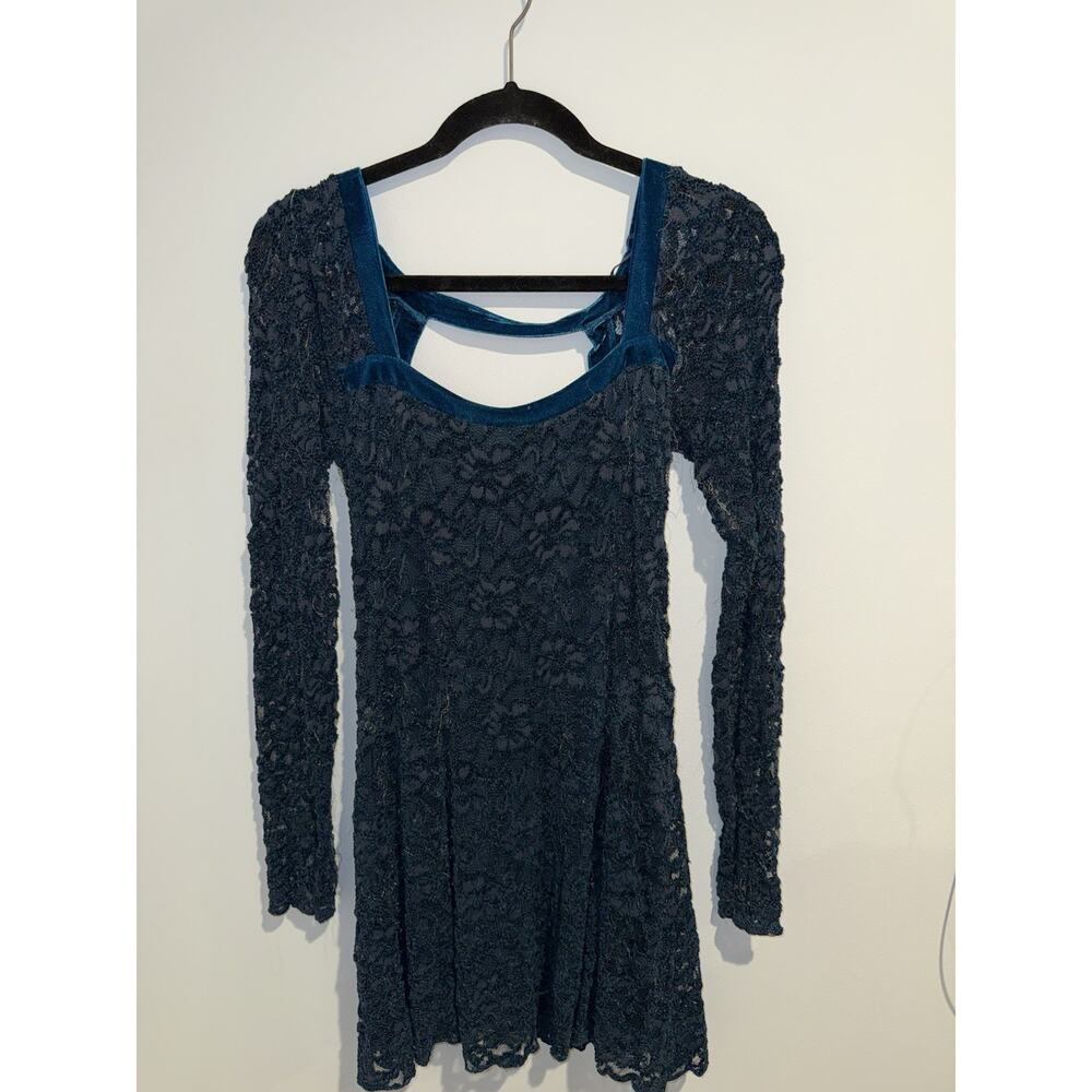 Free People Blue Lace Velvet Trim Fit & Flare Mini Dress Long Sleeve Open Back - Picture 4 of 10